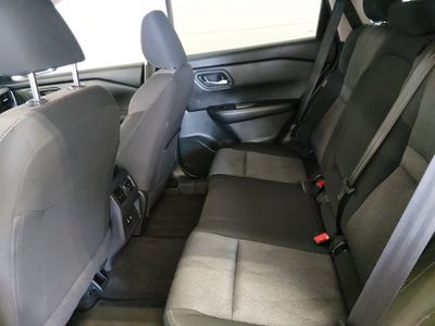 2025 Nissan Rogue — photo 16 view