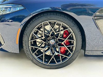 2023 BMW M8 — photo 30 view