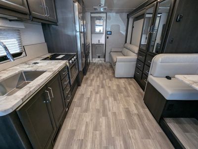 2025 Fleetwood Altitude — photo 16 view