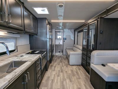 2025 Fleetwood Altitude — photo 29 view