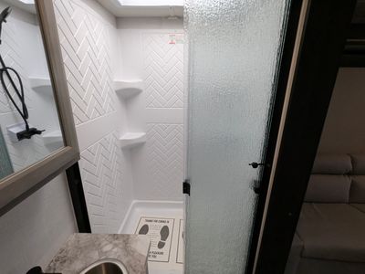 2025 Fleetwood Altitude — photo 17 view