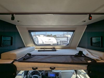 2025 Fleetwood Altitude — photo 22 view
