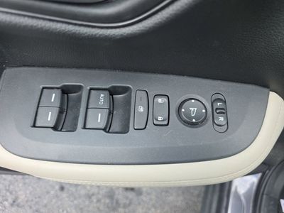 2023 Honda HR-V LX - Photo 13