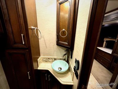 2018 Newmar Ventana — photo 16 view