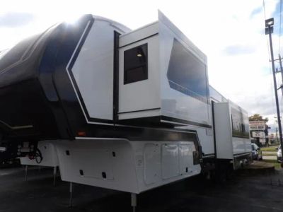 2026 Brinkley RV Model Z — side profile view