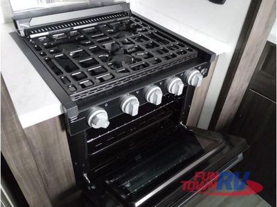 2025 Keystone RV Fuzion Impact Edition - Photo 19