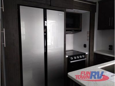 2025 Keystone RV Fuzion Impact Edition - Photo 21