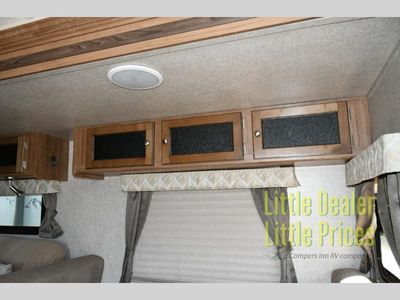 2017 Forest River RV Flagstaff Shamrock - Photo 9