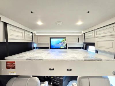 2026 Fleetwood DISCOVERY LXE - Photo 4