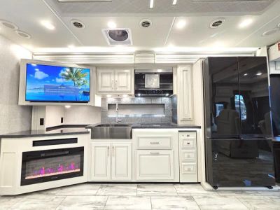 2026 Fleetwood DISCOVERY LXE - Photo 7