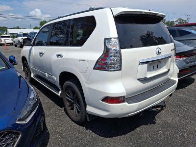 2018 Lexus GX — interior view
