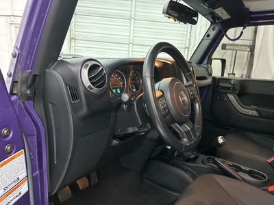 2017 Jeep Wrangler — photo 9 view