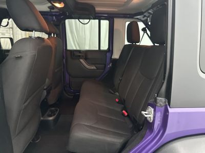 2017 Jeep Wrangler — photo 16 view