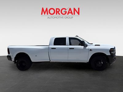 2025 Ram 3500 - Photo 4