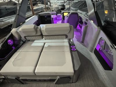 2025 Harris 250 Crowne - Photo 12