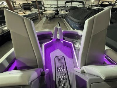 2025 Harris 250 Crowne - Photo 28