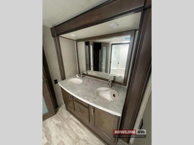 2021 Solitude 373FB — photo 26 view