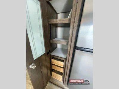 2021 Solitude 373FB — photo 18 view
