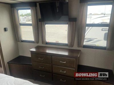 2021 Solitude 373FB — photo 24 view