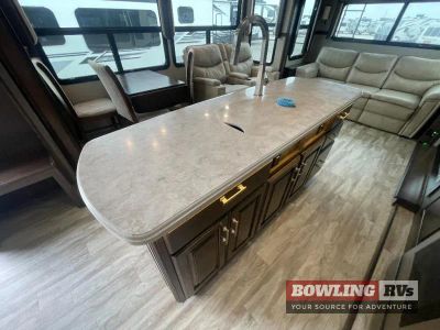 2021 Solitude 373FB — photo 20 view
