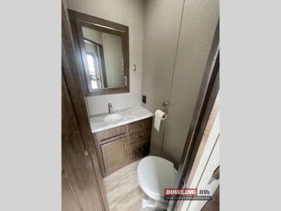 2021 Solitude 373FB — photo 21 view