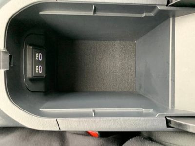 2025 Toyota RAV4 Hybrid LE - Photo 26