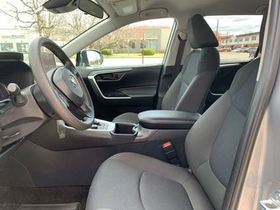 2025 Toyota RAV4 Hybrid LE - Photo 15
