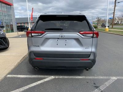 2025 Toyota RAV4 Hybrid LE - Photo 5
