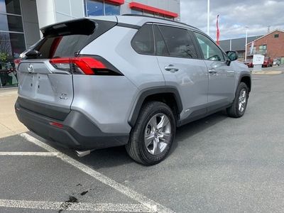 2025 Toyota RAV4 Hybrid LE - Photo 4