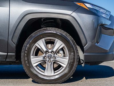 2024 Toyota RAV4 - Photo 8