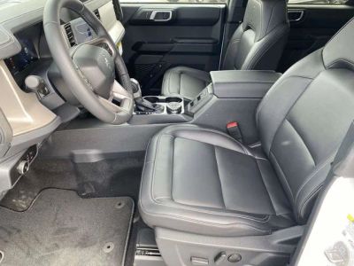 2026 Ford Bronco — photo 12 view