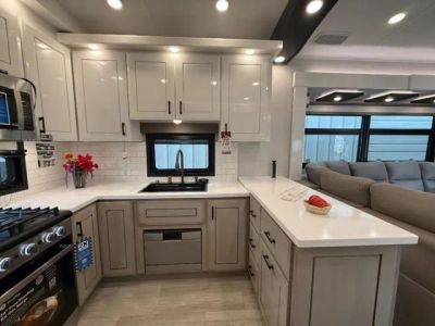2026 Jayco Pinnacle - Photo 6