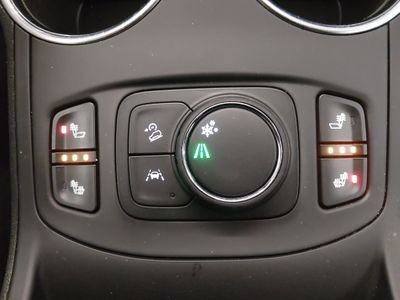 2024 GMC Terrain - Photo 17