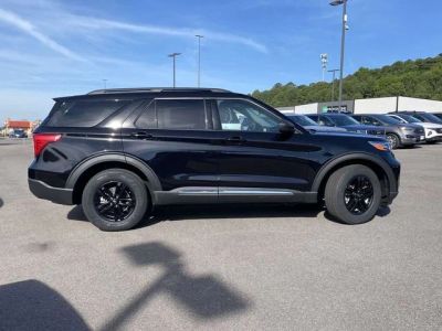 2024 Ford Explorer - Photo 2