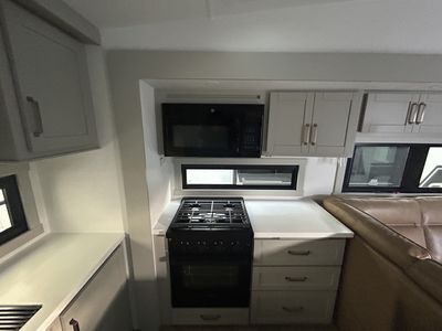 2026 Brinkley MODEL Z - Photo 11