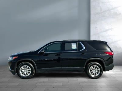 2020 Chevrolet Traverse — rear three-quarter view