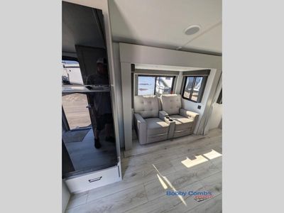 2025 Keystone RV Outback - Photo 11