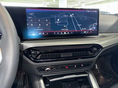 2025 BMW 2 Series — photo 22 view