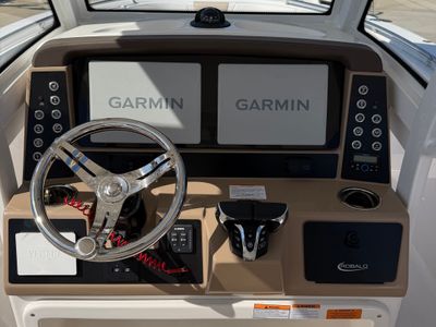 2026 Robalo 270 CC - Photo 2