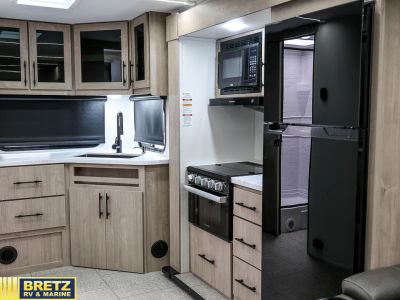 2025 Grand Design Imagine XLS - Photo 15