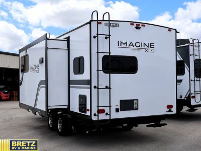 2025 Grand Design Imagine XLS - Photo 5