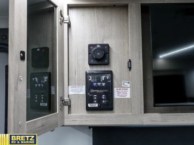 2025 Grand Design Imagine XLS - Photo 8