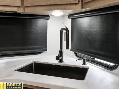 2025 Grand Design Imagine XLS - Photo 19