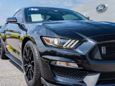 2020 Ford Mustang - Photo 9