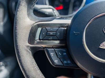 2020 Ford Mustang - Photo 28