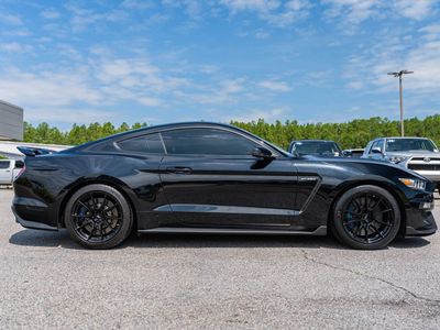 2020 Ford Mustang - Photo 7