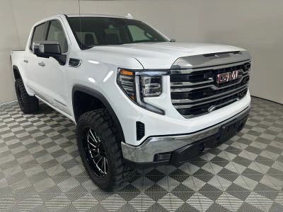 2025 GMC Sierra 1500 — detail view