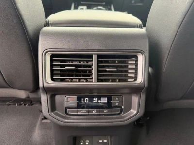 2026 Volkswagen Atlas — photo 8 view