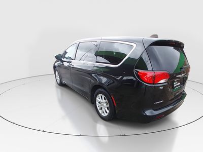 2023 Chrysler Voyager - Photo 5