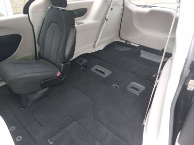 2023 Chrysler Voyager - Photo 21